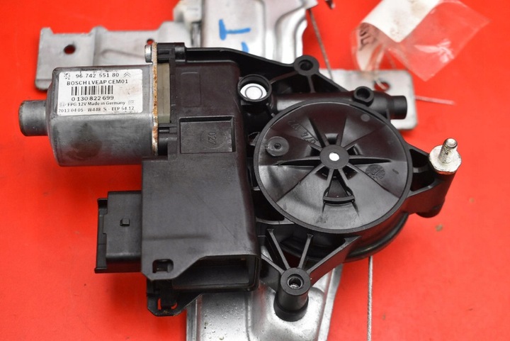 фото №4, Подъемник стекла левый зад 9673154280 peugeot 208 1 i 5d 12-16