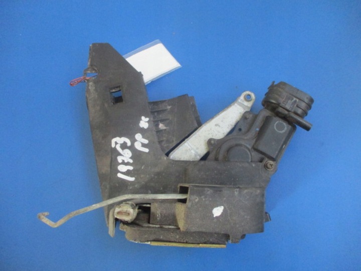 фото №3, Toyota corolla e11 3d замок дверь перед правый 4pin