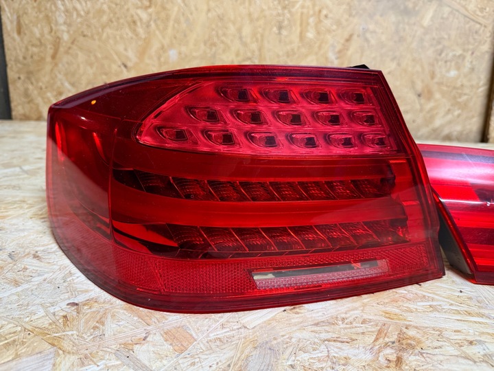 фото №8, Bmw 3 купе e92 рестайлинг 10r- комплект лампа зад левая правая w крыло + крышка багажника led