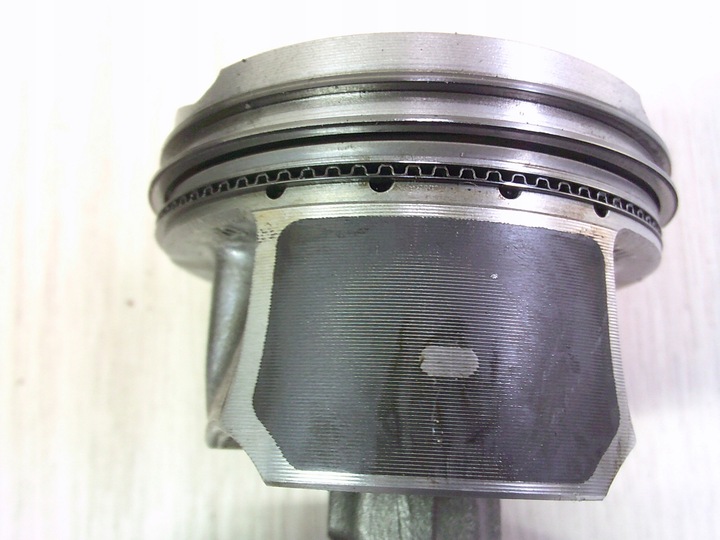 фото №7, Nissan renault mercedes 1.3 tce dig-t hr13 поршень + шатун