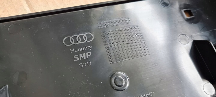 фото №10, Sq8 4m q8 рамка номерного знака реєстраційний перед usa 4m8807287