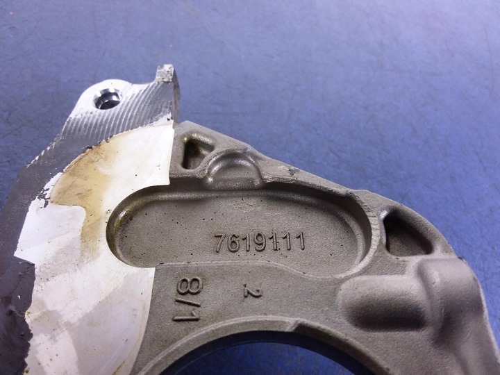 фото №4, Peugeot 308 t9 1.6 thp корпус вал распределительный вал