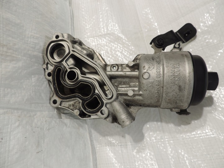 фото №3, Основание фильтра масла ford focus mk4 1.5tdci 9823532380