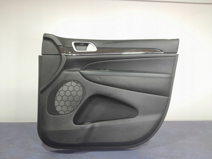 фото №1, Jeep grand cherokee wk2 рестайлинг обивка дверь перед правая overland eu