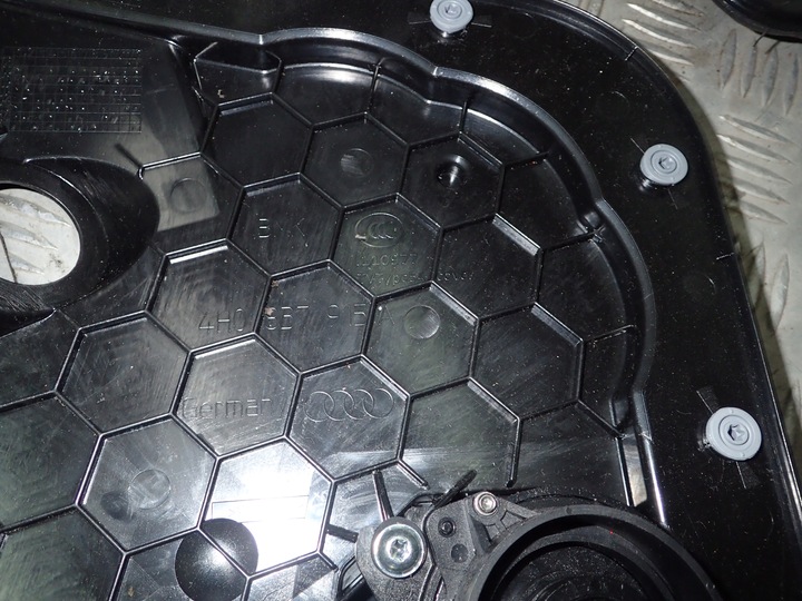 фото №5, Audi a8 s8 4h рестайлінг натягувачі доводчик soft close