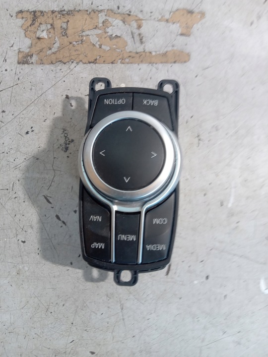 фото №8, Bmw 2 f46 радіо навігація панель i drive 5a04048