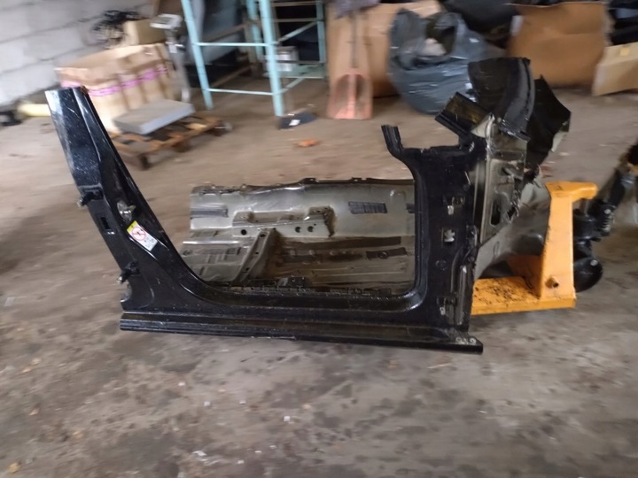 фото №1, Golf vii чверть передня права поріг стійка