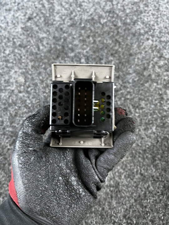 фото №6, Перемикач панель керування скло chrysler pt cruiser i 0uk931l8aa