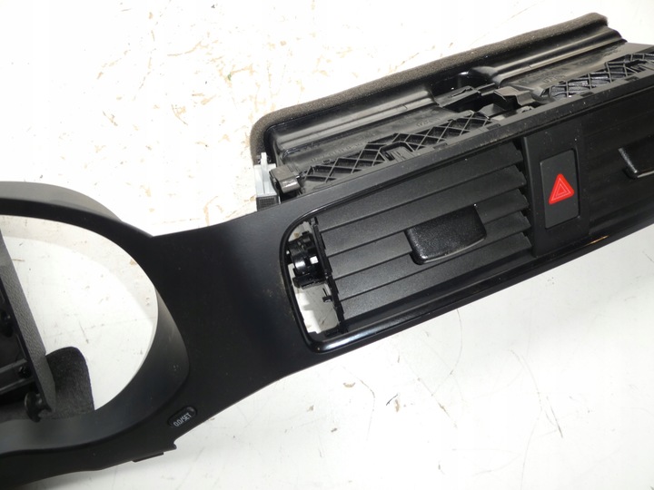 фото №6, Рамка спидометра воздуховод 5n0858565a vw jetta 5c