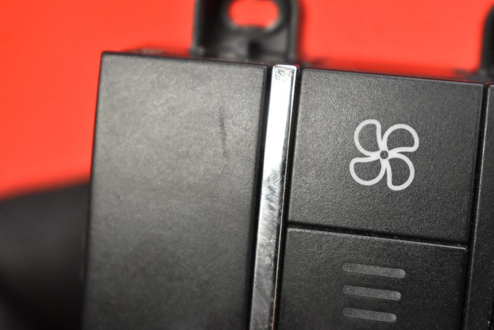 фото №11, Панель управление воздуховод климат зад a1648700189 mercedes r-klasa w251 05-10