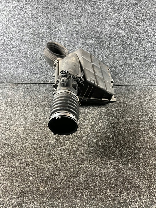 фото №6, Корпус фильтра воздуха mercedes w202 6040940004