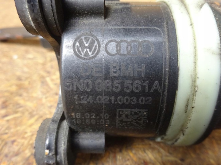 фото №11, Audi a3 8p golf v vi eos додатковий помпа води 5n0965561a 1k0121093bp