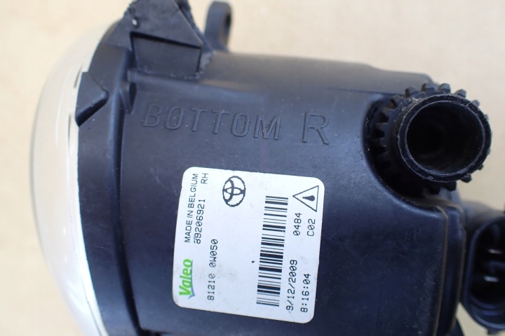 фото №7, Toyota avensis iii t27 рестайлинг 15- галоген правое 812100w050 oem номер