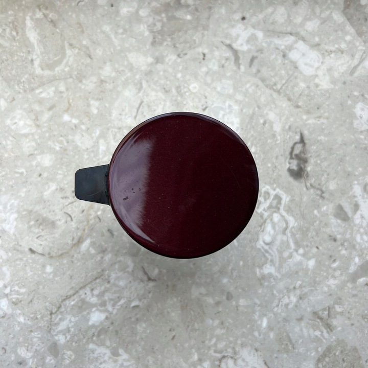 фото №1, Tesla модель y 2020- заглушка фаркоп бампер перед 1493746-00-a