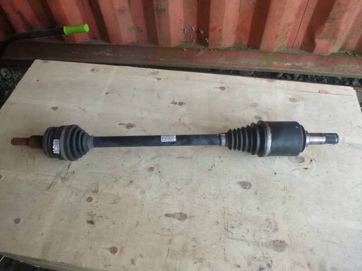 фото №1, Dodge challenger 2015+ полуось шарнир левый правый зад p68277002ab