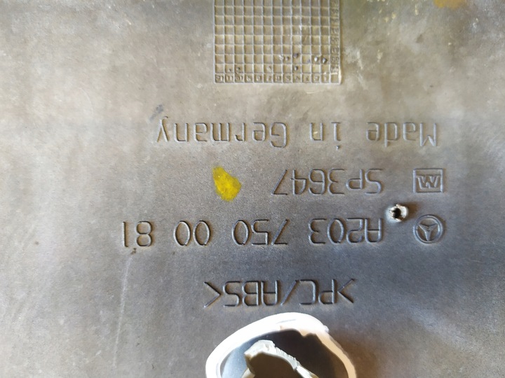 фото №7, Накладка кришки зад w203 00' sed