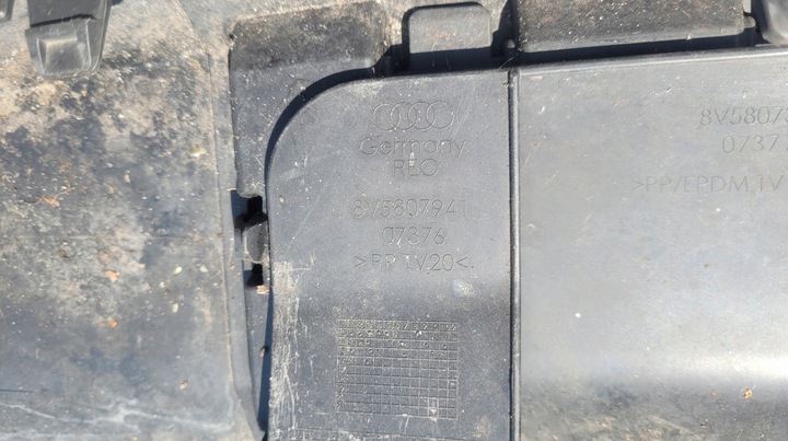 фото №12, Audi a3 8v5 sedan накладка бампера зад спойлер спойлер дифузор // 867