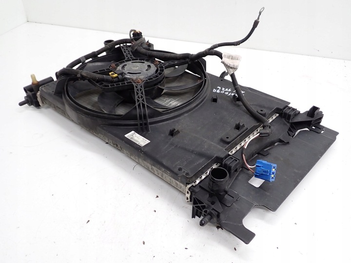 фото №9, Радиаторов воды вентилятор европа fiat punto evo 1.4i 09r