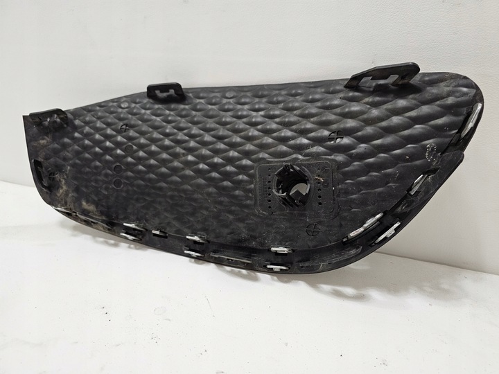 фото №9, Решітка бампера права mercedes e-klasa w213