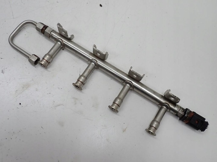 фото №1, Планка вприскувальний датчик 03f133320c polo v 6r 6c audi a1 8x 1.2tfsi cbz 13r