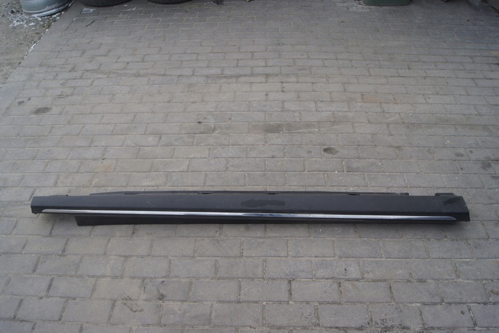 фото №1, Планка накладка пороговая правая ml w166 a1666900440