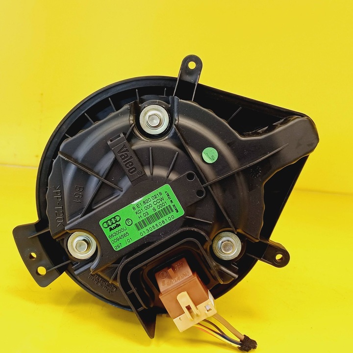 фото №6, Повітродувка повітропровід вентилятор audi a4 s4 b6 8e 8h 3.0 8e1820021b nr587