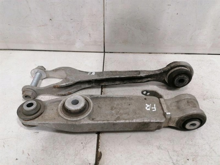 фото №6, Porsche cayman 718 gt4 правий передній wishbone 99134104287