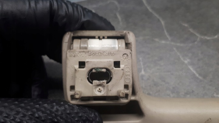 фото №9, 8p0857607k ручка стеля audi q7