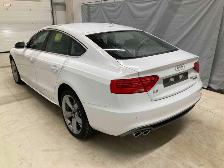 фото №15, Audi a5 8t рестайлінг s-line комплектний зад бампер кришка лампи bez фарбування ls9r