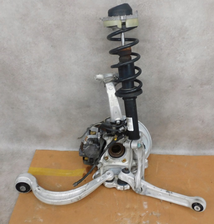 фото №12, Audi a4 b9 8w a5 8w6 поворотна опора ліва комплектна 8w0407241f 8w0407559