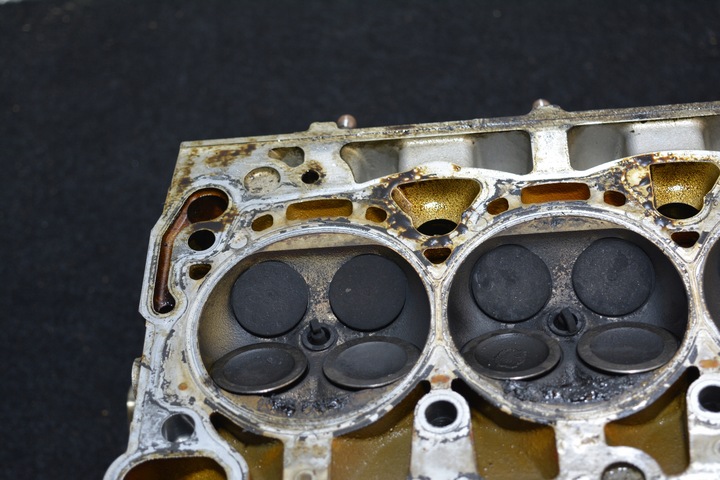 фото №15, Audi a4 b8 1.8t tfsi головка комплектна, вали 06h103373j