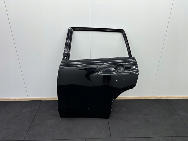 фото №1, Toyota corolla cross дверь левая задние