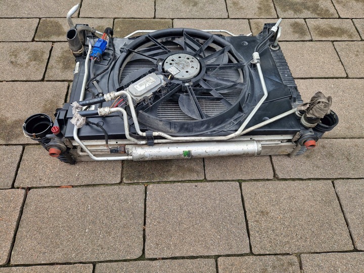 фото №8, B-klasa w245 2.0 cdi автомат комплект радіатор з вентилятор