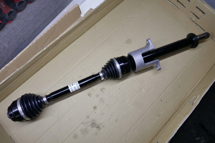 фото №12, Bmw ix1 u11 xdrive 30 полуось правая перед 9884798 jak новая