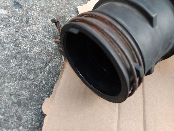 фото №9, Hyundai i40 sedan 15-19 r рестайлинг шланг труба воздуха 16 r.1.7 crdi