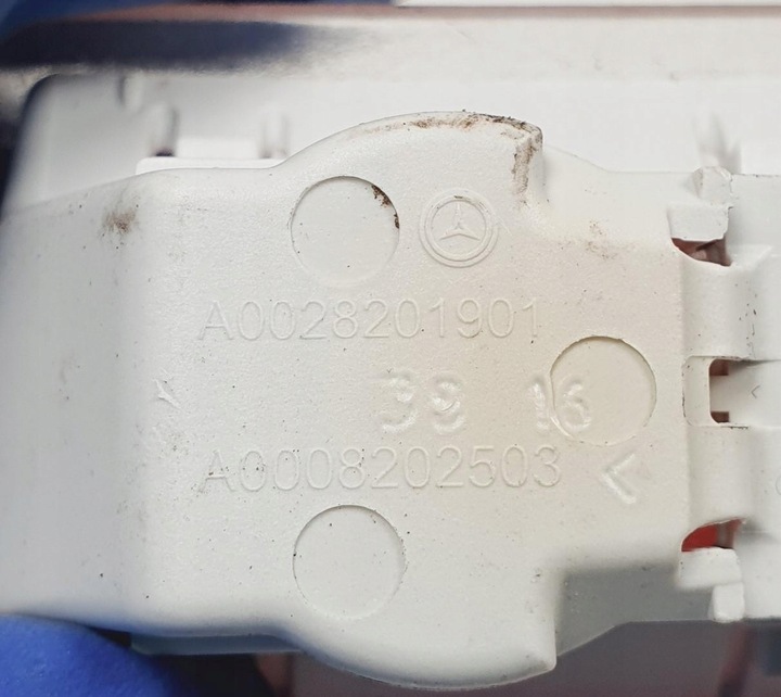 фото №4, Лампа обшивка дверь mercedes glc w253 a0028201901