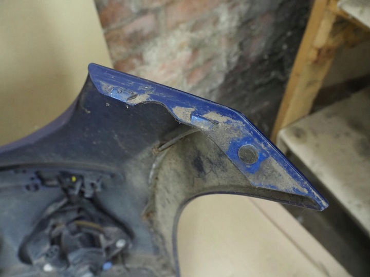 фото №16, Bmw 1 i e87 04-08 бампер перед ксенон sydney синий