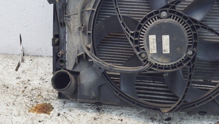 фото №11, Bmw e90 2.0d комплект радиатор вентилятор