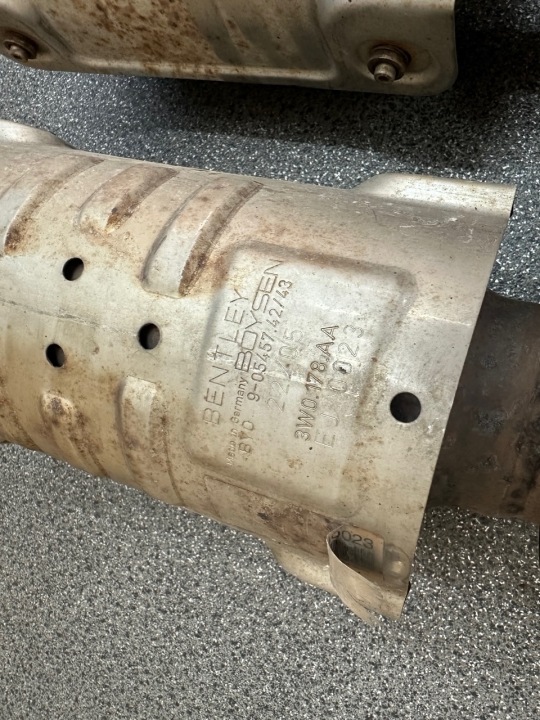 фото №6, Bentley flying spur труба выпускная выхлоп катализатор exhaust 3w5254600