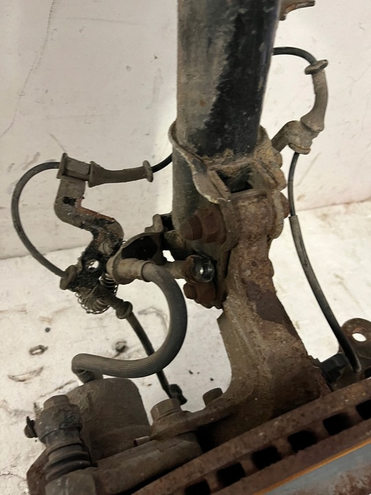 фото №9, Поворотна опора mcperson лівий перед kia ceed ii hyundai i30 1.6 crdi 12 16r śląsk