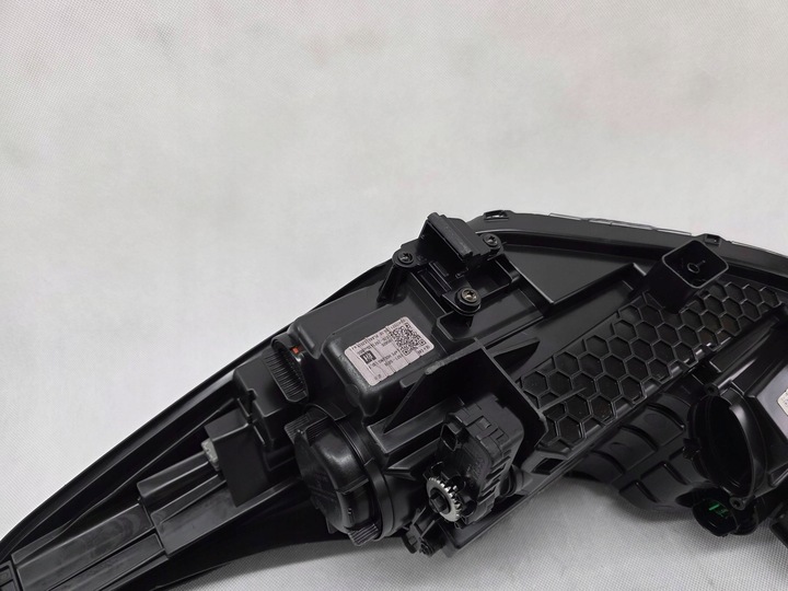 фото №12, Kia sportage iv 4 рестайлінг лампа перед передня права повний led eu 92102f1500