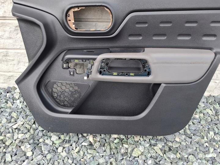 фото №8, Боковина обивка дверь правые перед citroen c5 aircross #7246