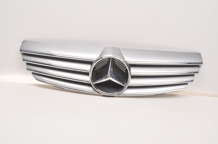 фото №1, Mercedes w209 решётка решётка радиатора решётка радиатора a2098880052