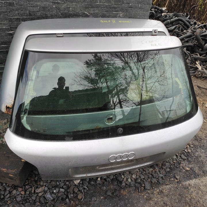 фото №1, Стекло крышки багажника audi a3 8l fl