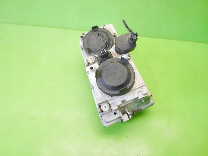 фото №13, Фара лампа левая перед hella volvo v40 i 99-00