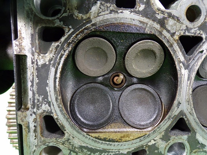 фото №4, Ford focus mk1 рестайлинг 1.8 16v 115km головка двигателя