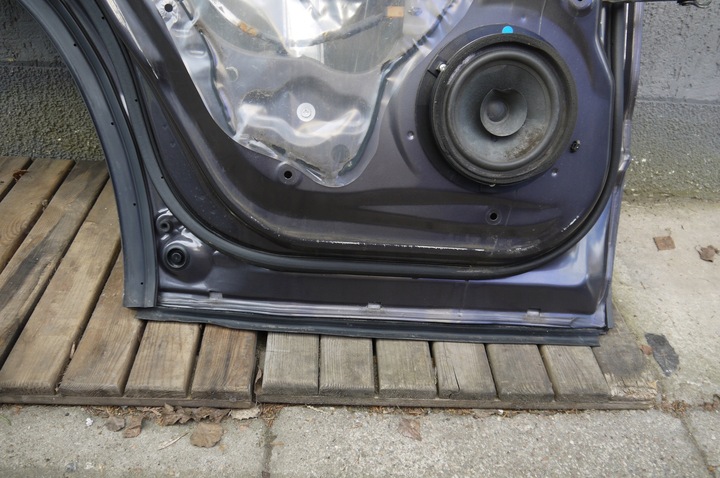 фото №11, Suzuki grand vitara 5d 06-14 дверь задние левая zma