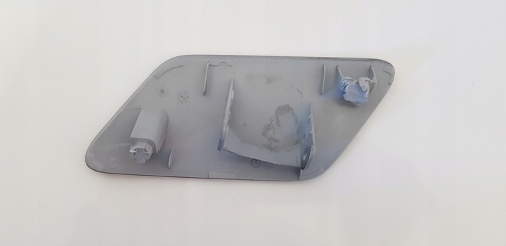 фото №2, Audi a3 8v3955276c заглушка склоомивача права