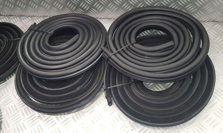 фото №6, Bmw e60 e61 прокладка кузов дверь левая правая перед зад комплект 4szt bdb