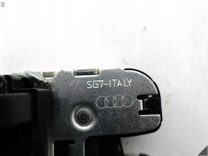 фото №9, Audi a8 s8 4h0 d4 a6 s6 4g0 a3 8v0 замок крышки багажника защита 4h0827505a